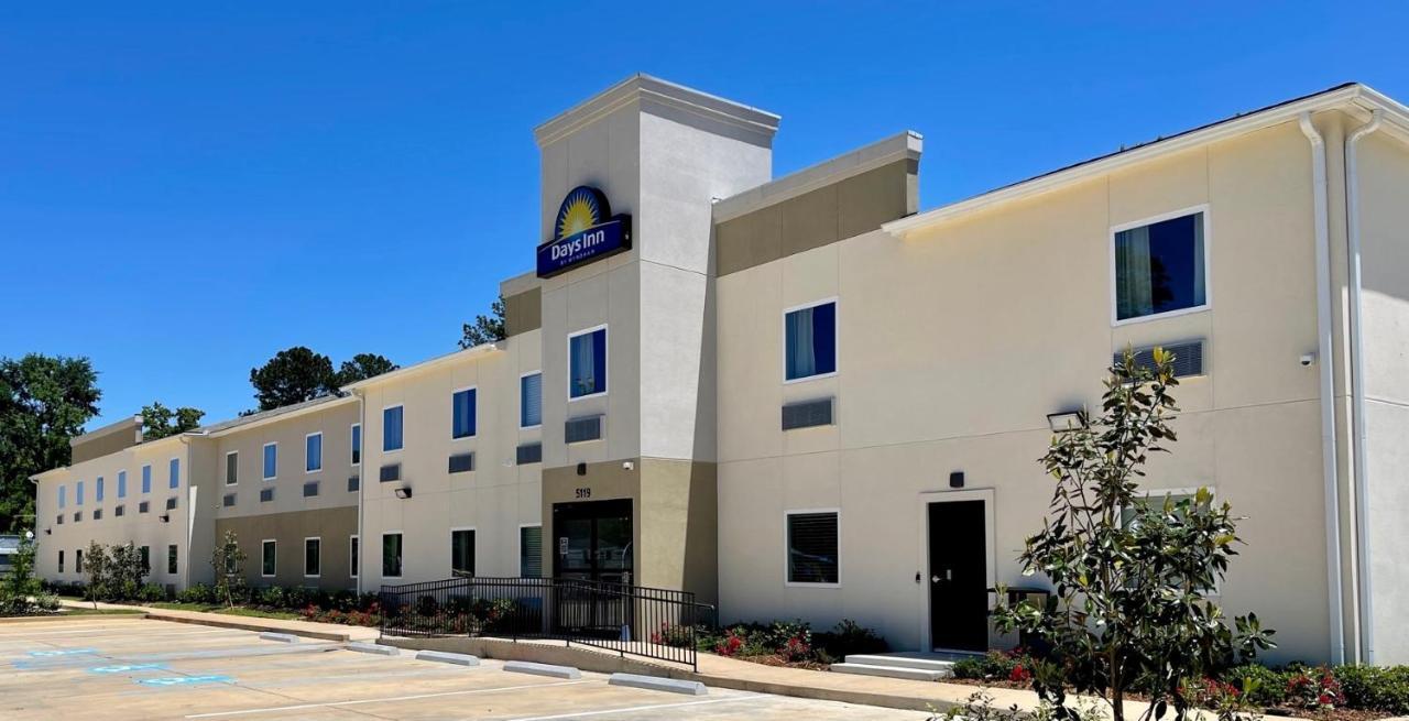 Days Inn By Wyndham Zachary La Экстерьер фото